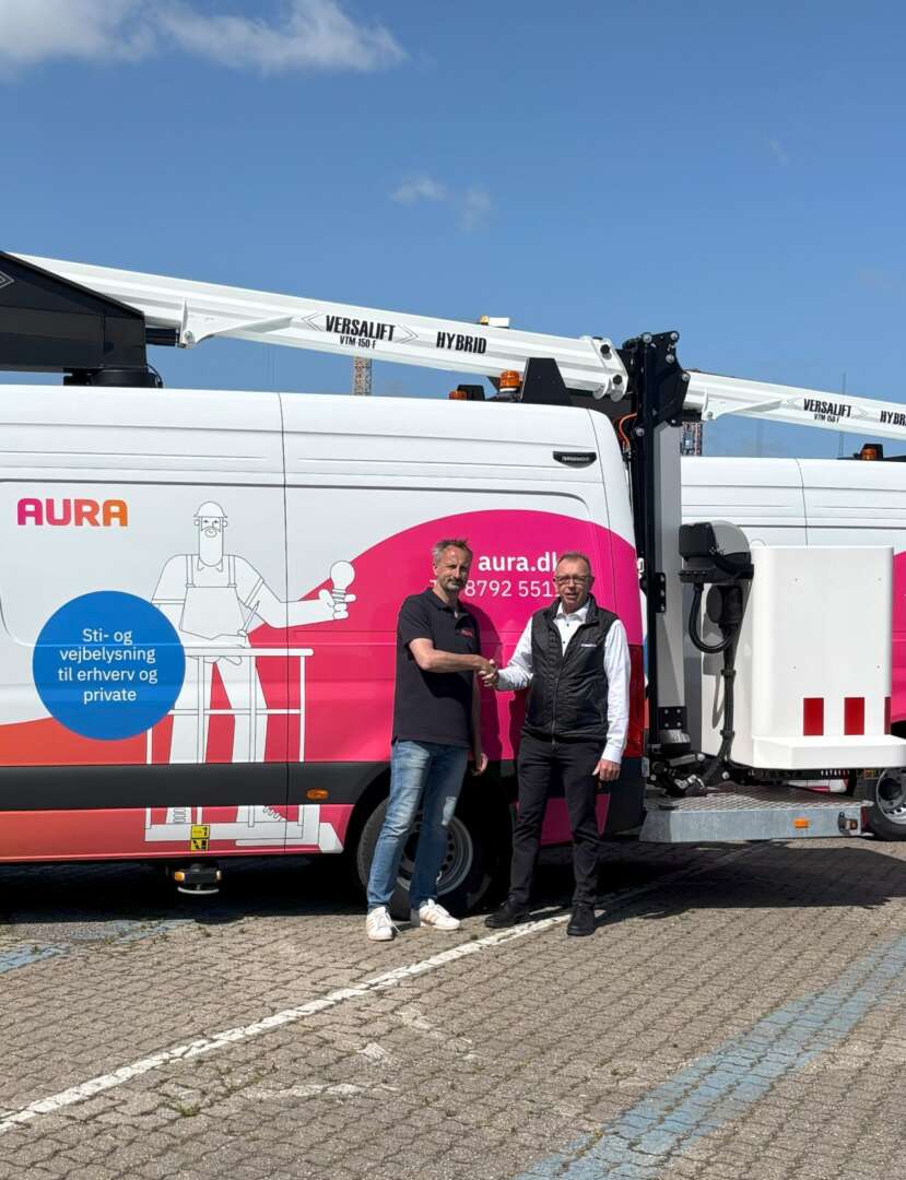 Aura modtager lift AURA modtager nye hybride liftbiler fra Versalift